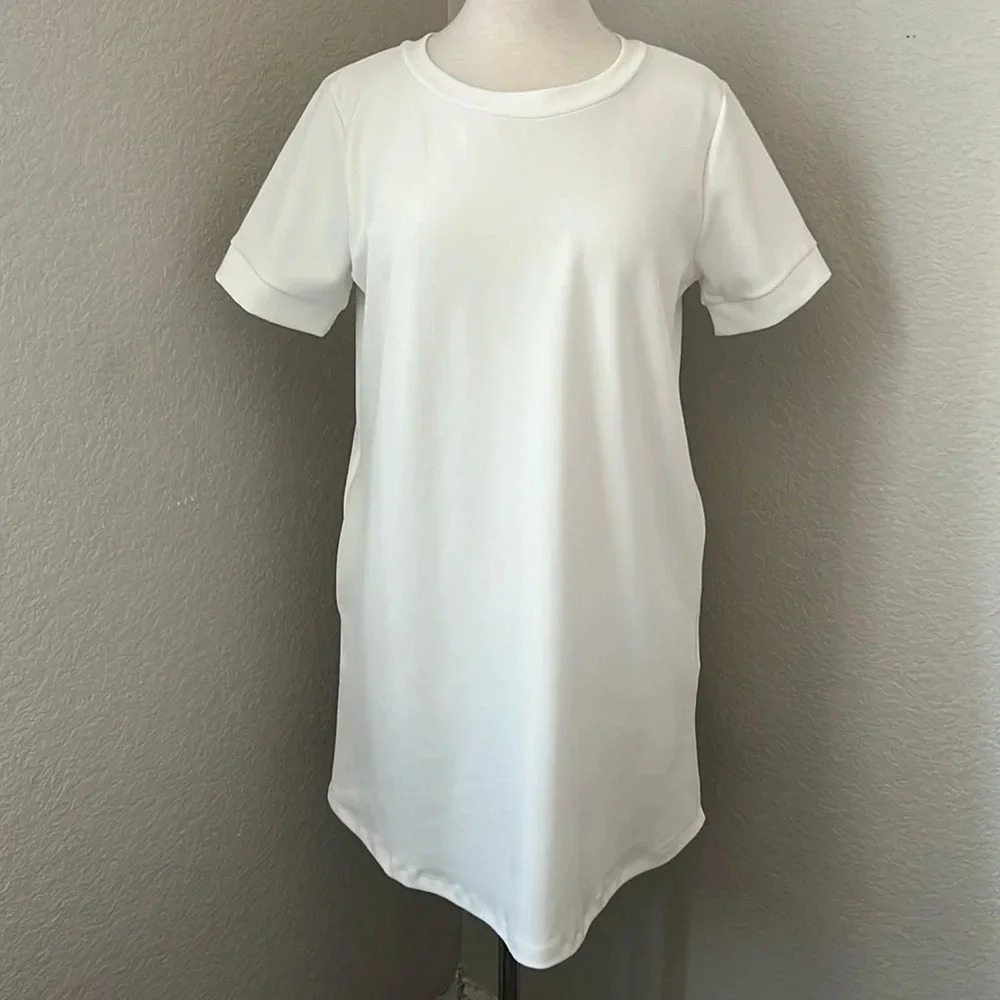 KIKILARUE white zip up scuba fabric dress